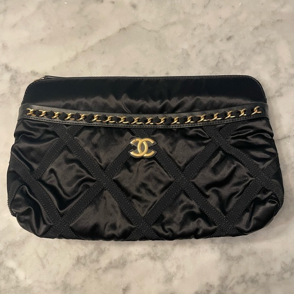 BNIB Chanel black grosgrain nylon foldable tote/clutch quilted gold brand new - Picture 8 of 16